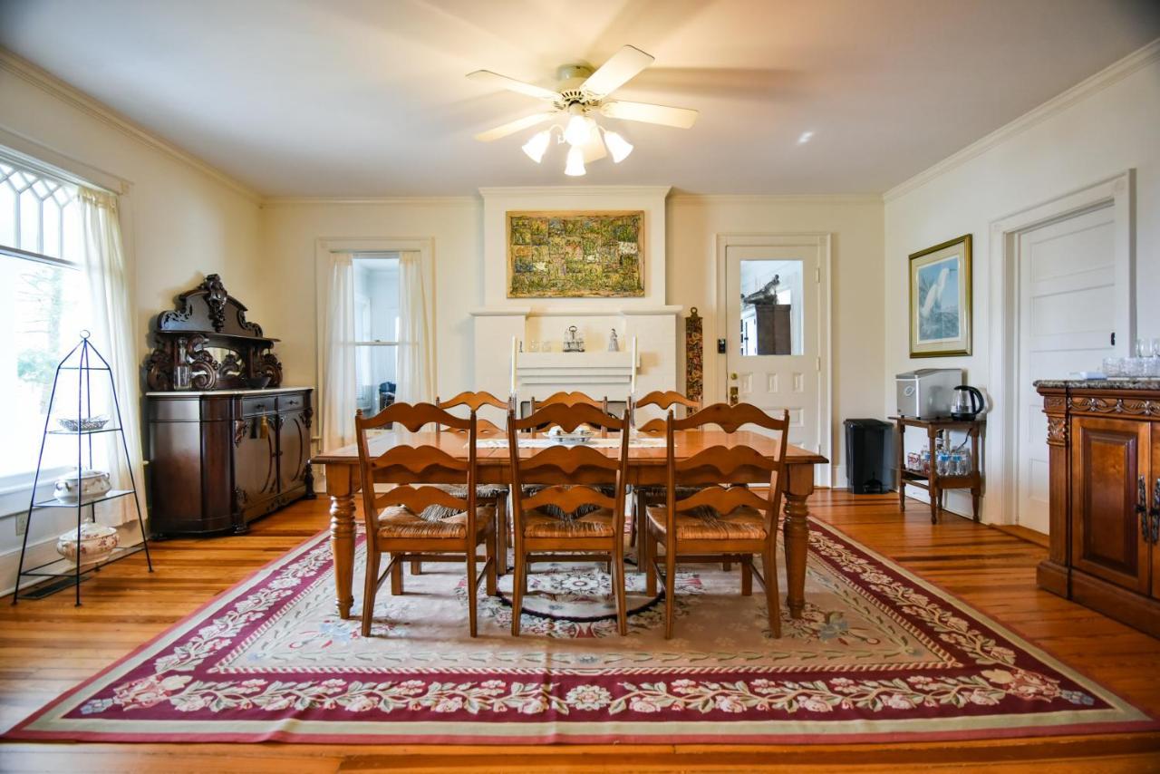 ווינסוויל Love Lane Bed & Breakfast מראה חיצוני תמונה