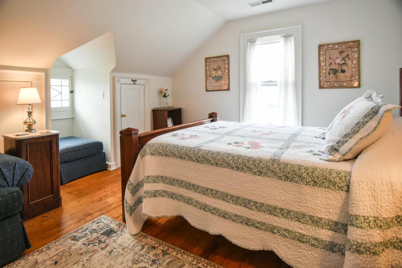 ווינסוויל Love Lane Bed & Breakfast מראה חיצוני תמונה